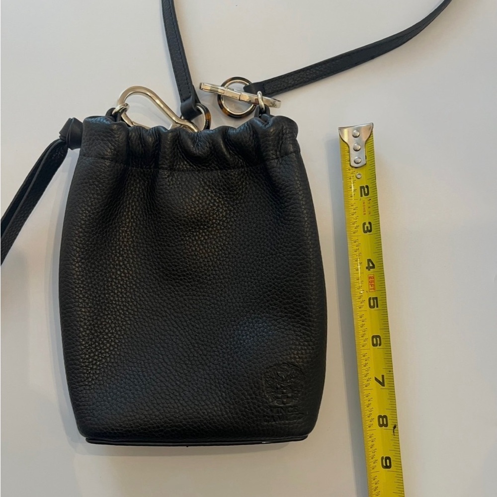 Like new Vince Camuto small black crossbody w/ adjustable strap & magnetic close - Picture 8 of 8